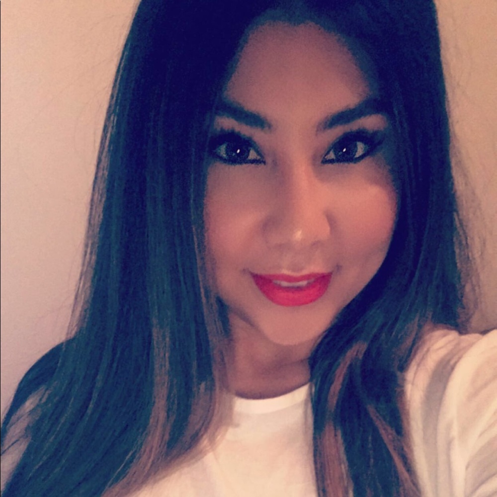 Meet your Posher, Uvania